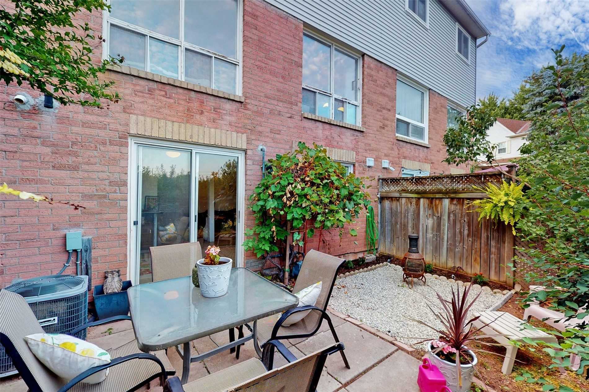 1176 Kelsey Crt, #20