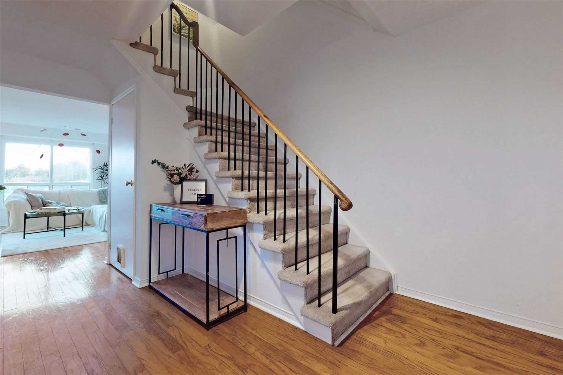 1176 Kelsey Crt, #20