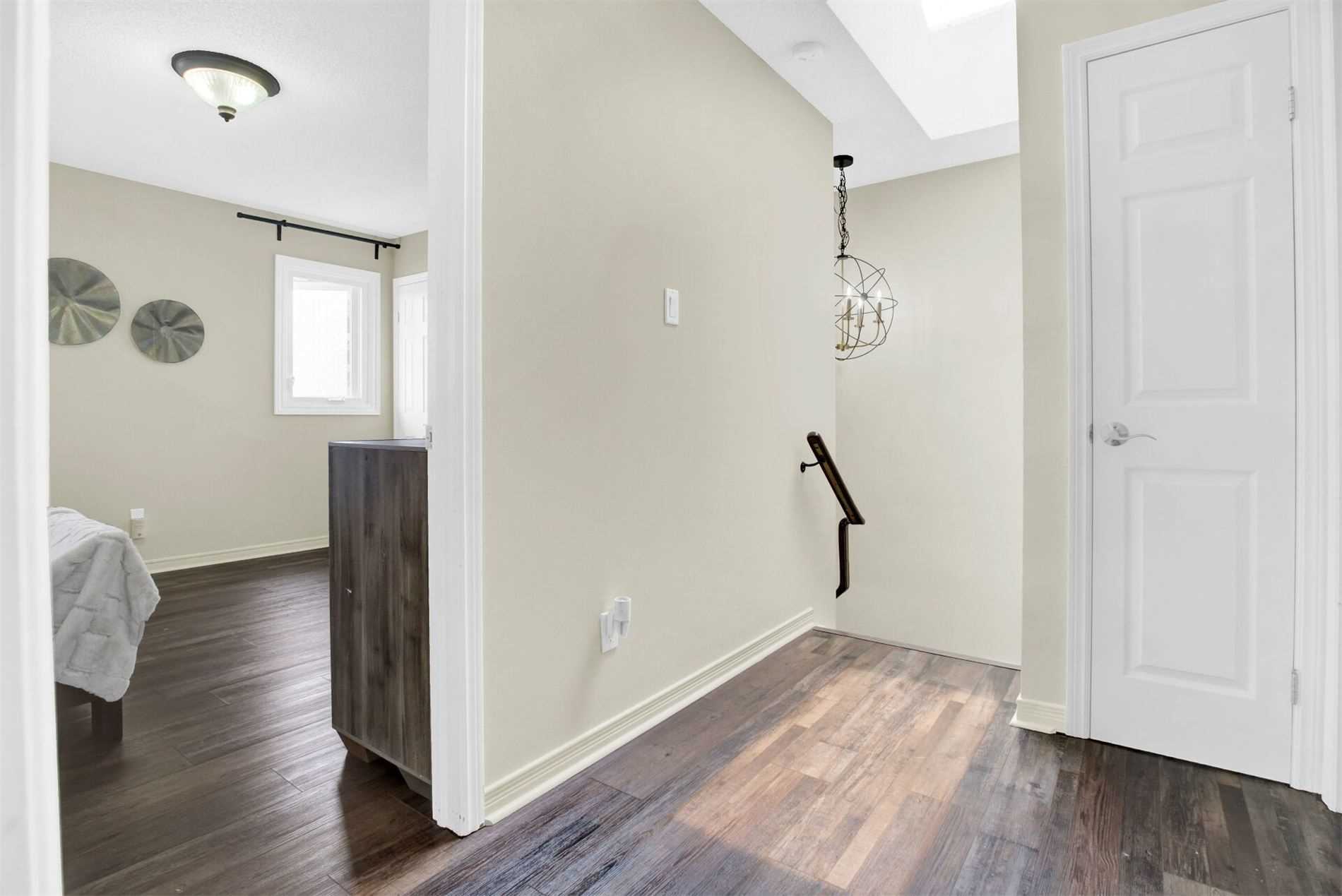 659 Roselaire Tr