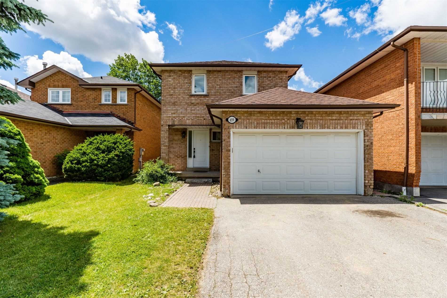659 Roselaire Tr