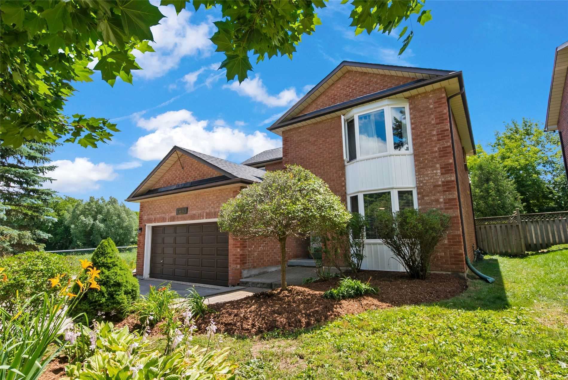 123 Meadow Dr