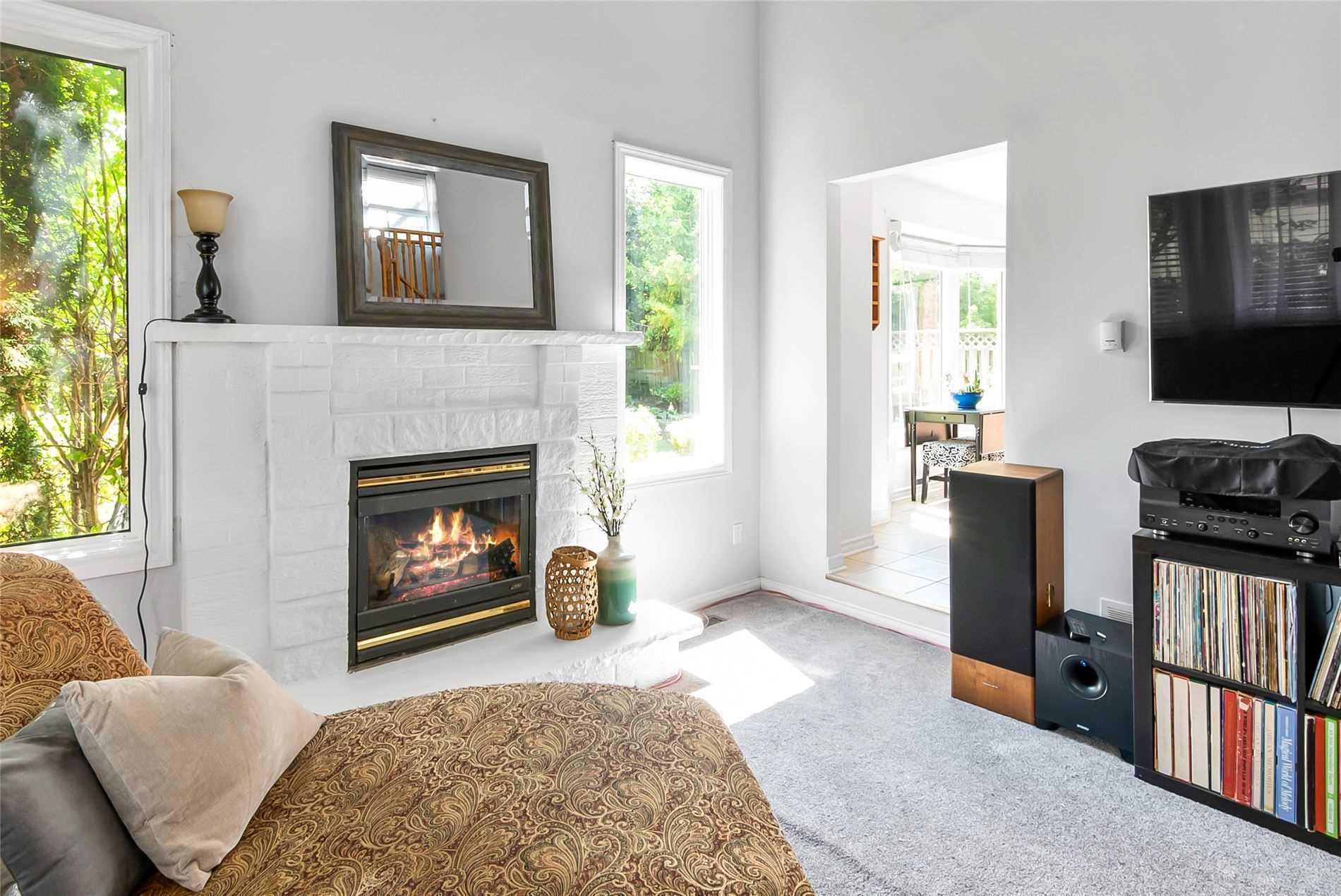 123 Meadow Dr