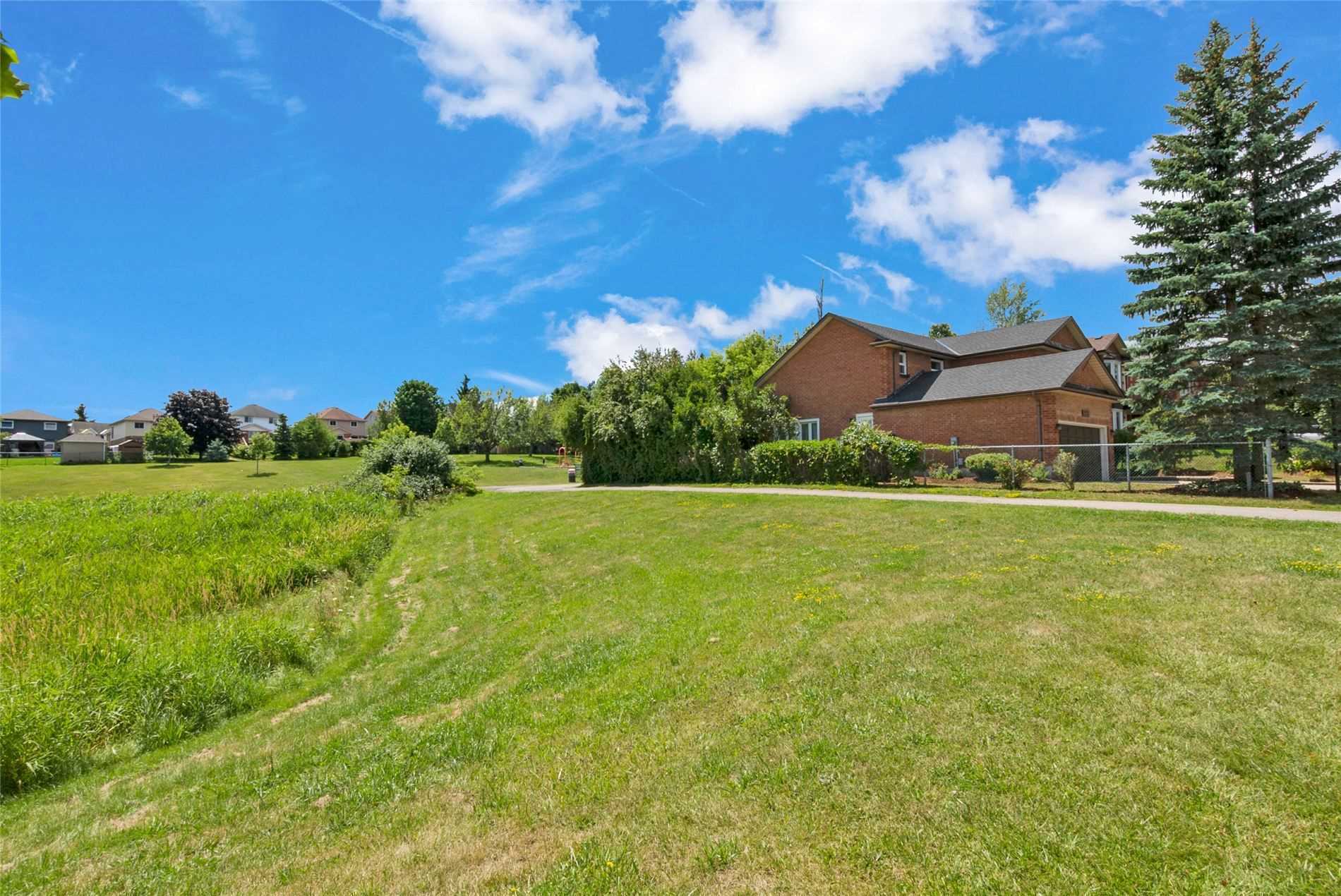 123 Meadow Dr