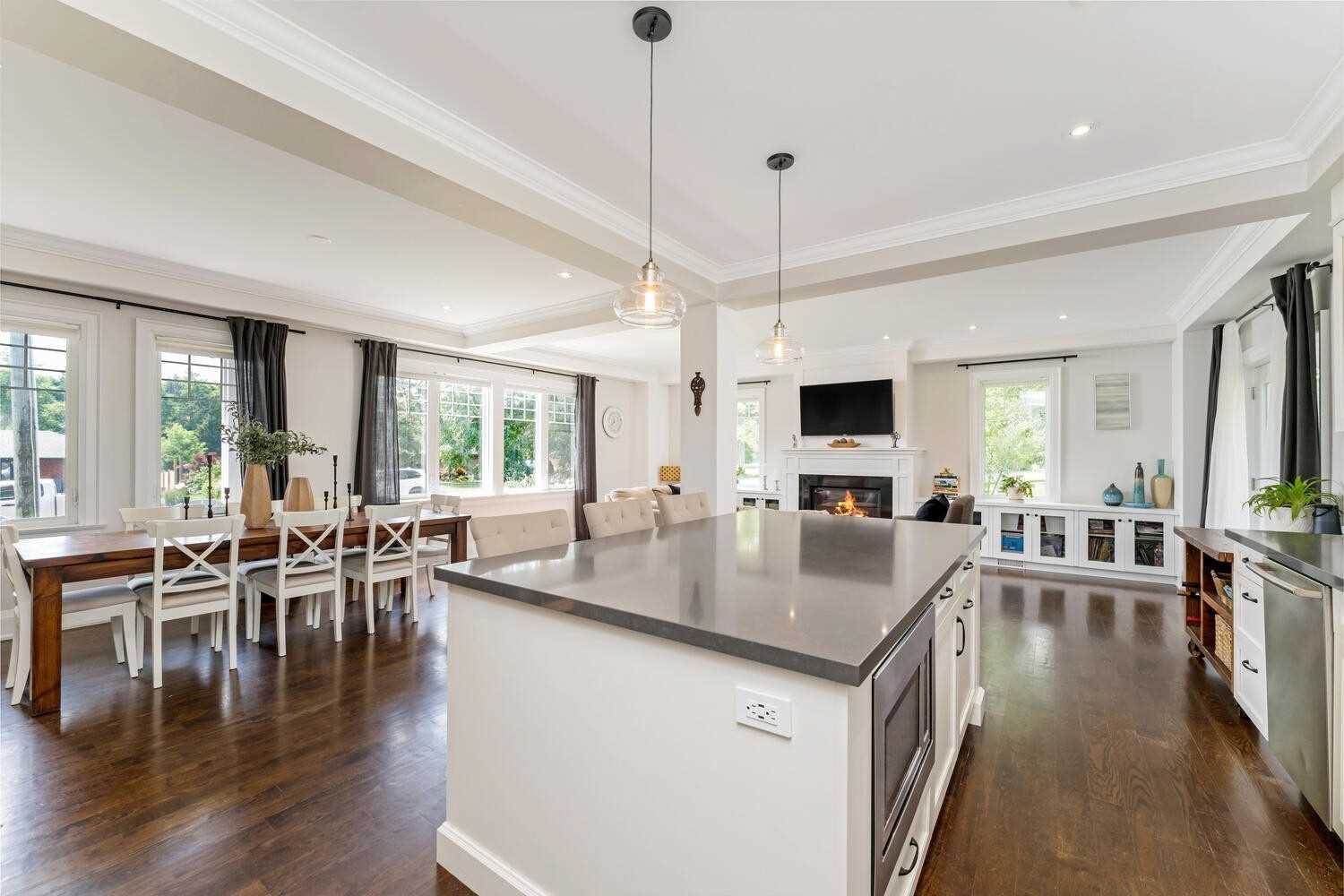 28 Glen Crescent Dr