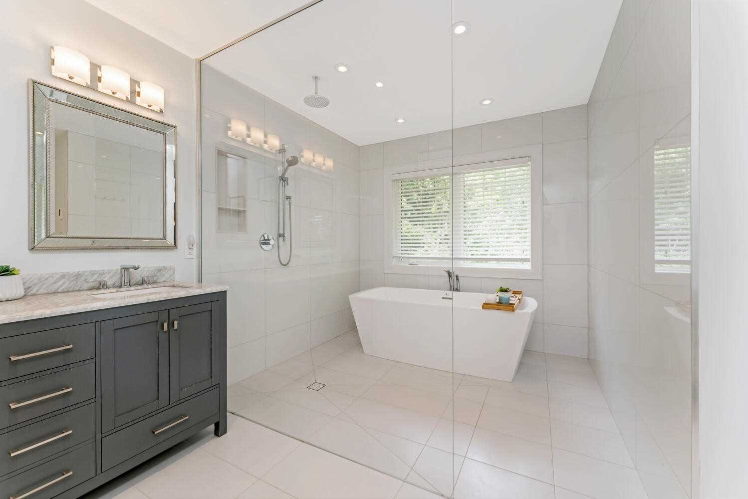 28 Glen Crescent Dr