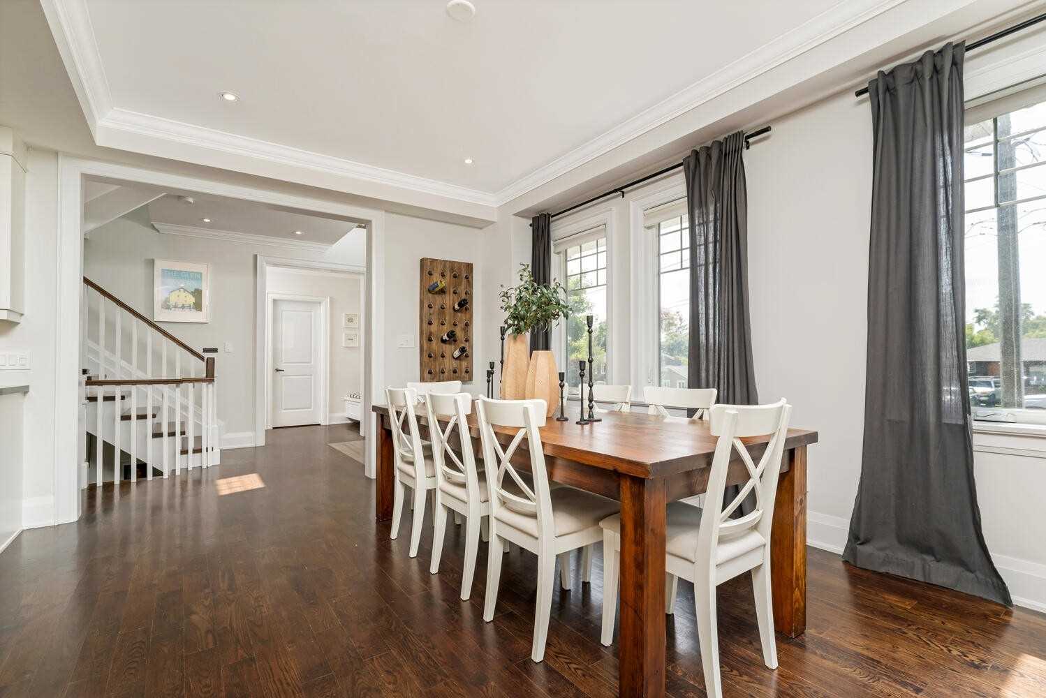 28 Glen Crescent Dr