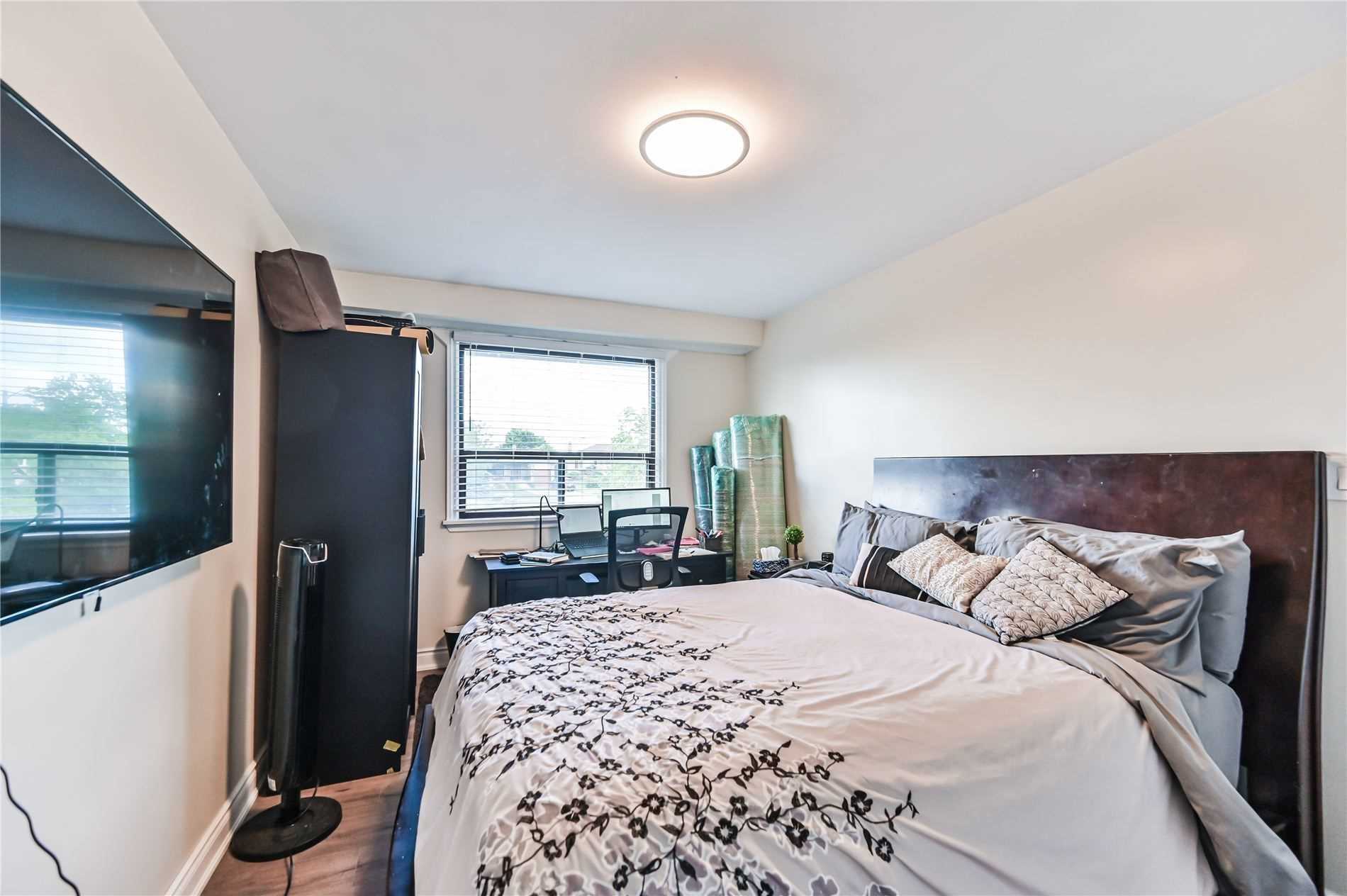 18 Brancaster Crt