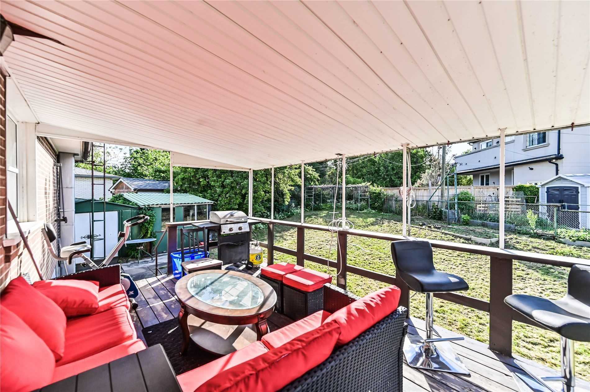 18 Brancaster Crt