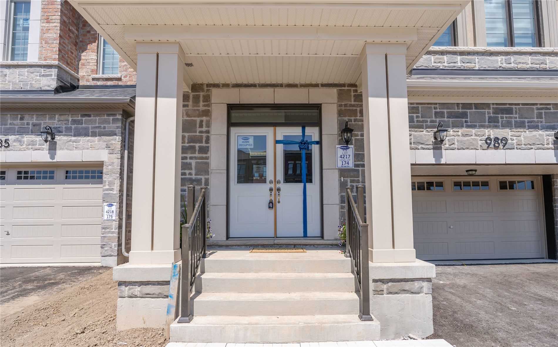 989 Logan Dr