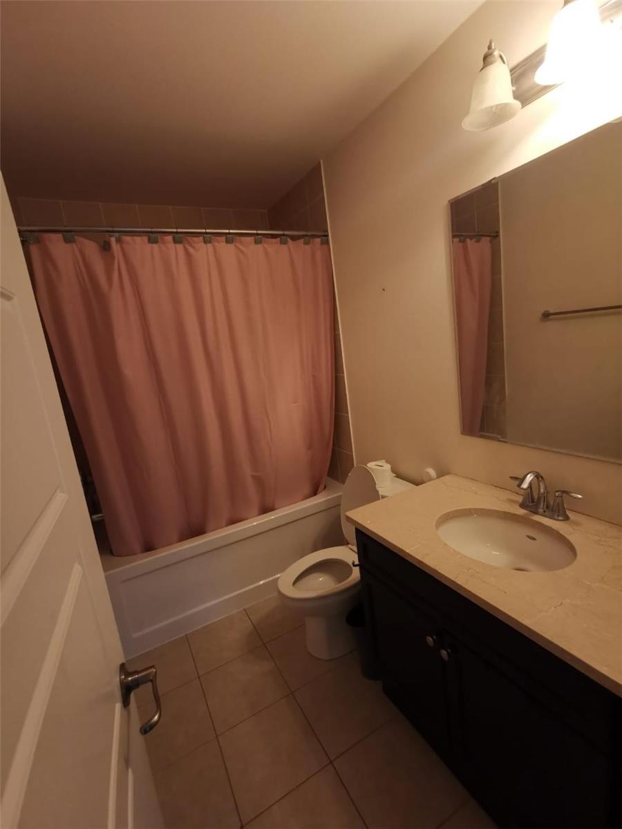 335 Ellen Davidson Dr