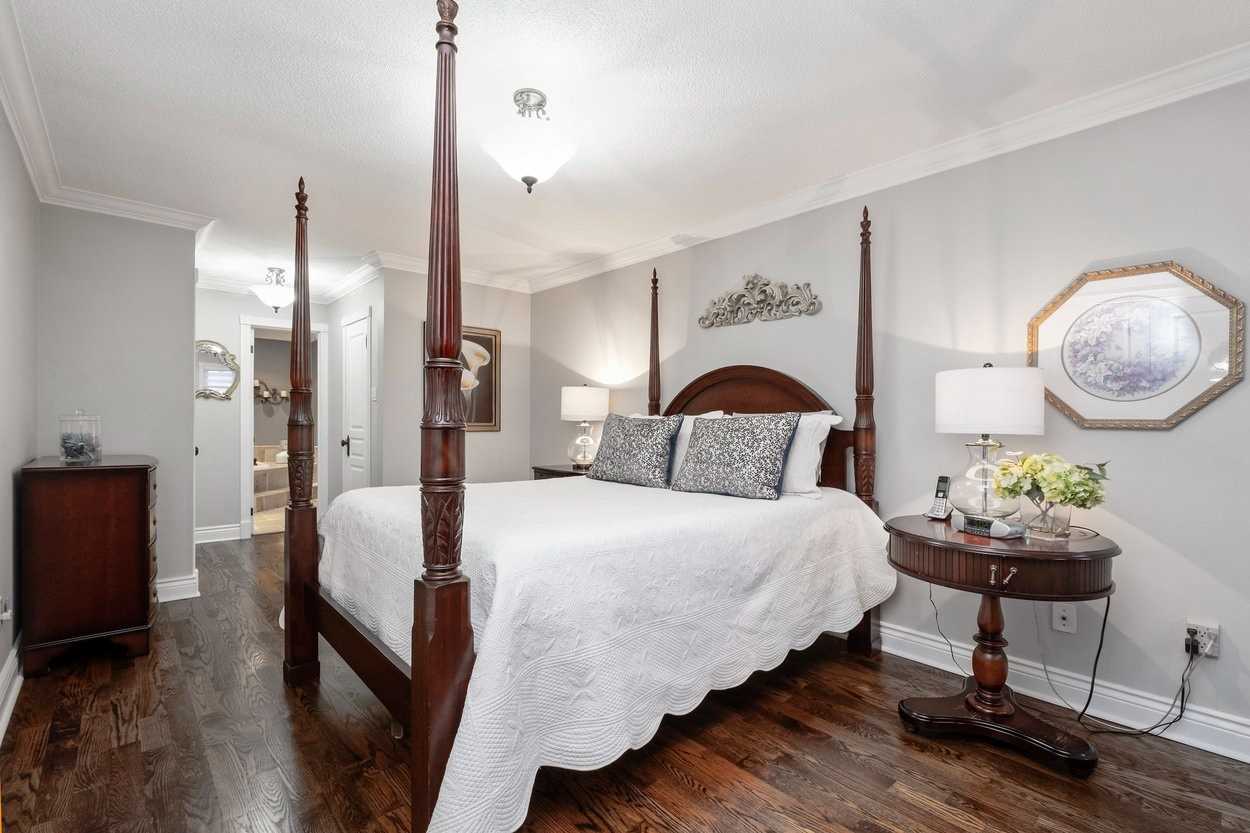 Listing W5720745 - Large Photo # 24