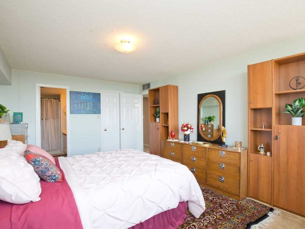 Listing W5721200 - Large Photo # 32