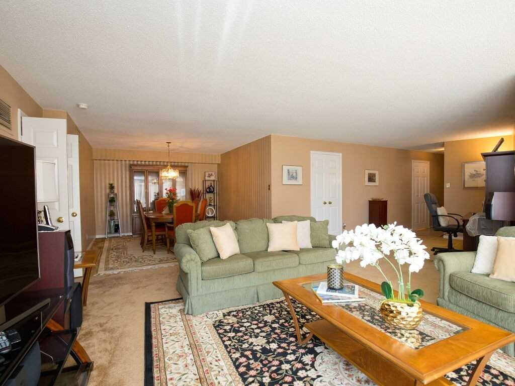 Listing W5721200 - Large Photo # 11