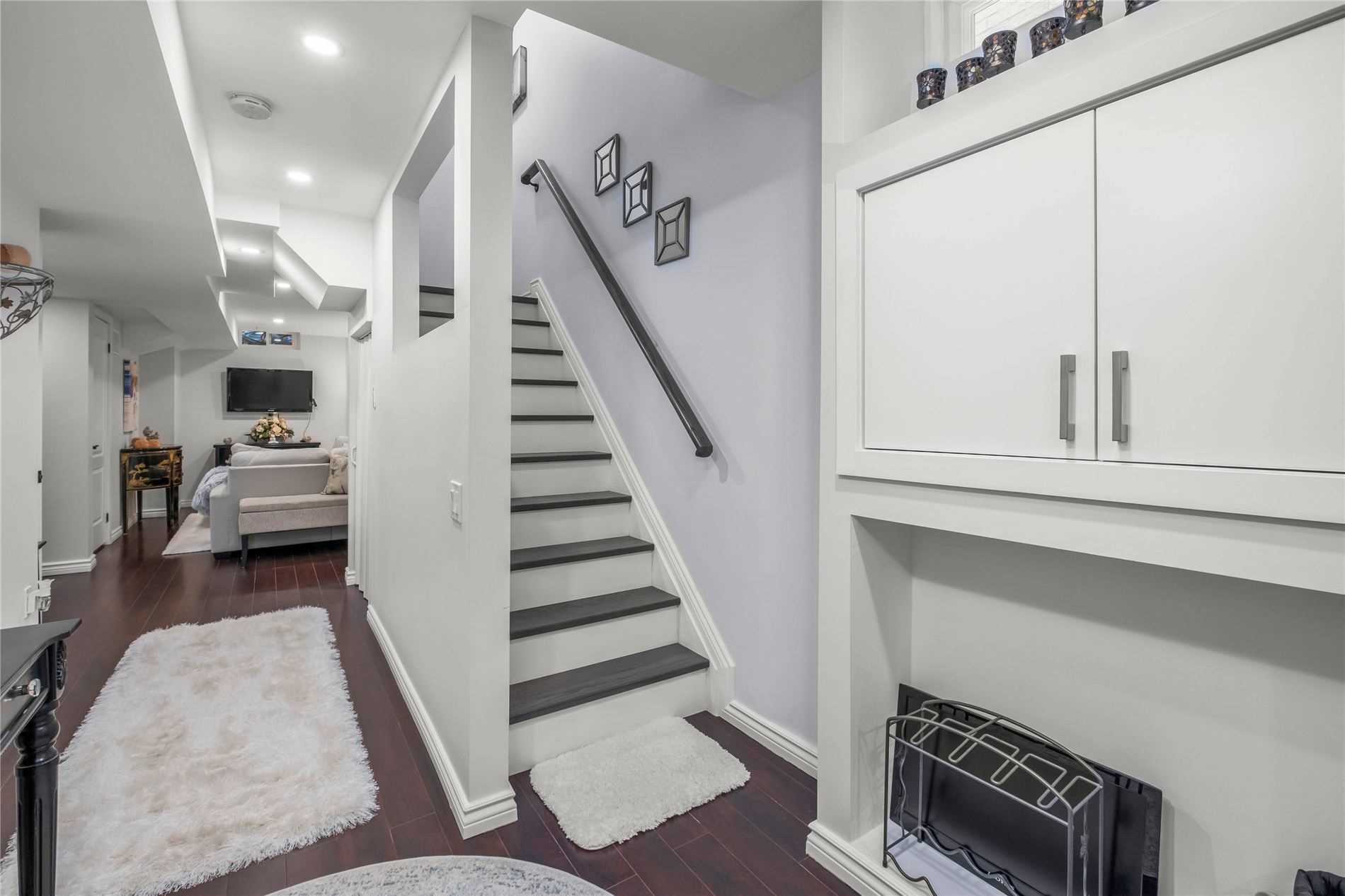 13 Manorwood Crt