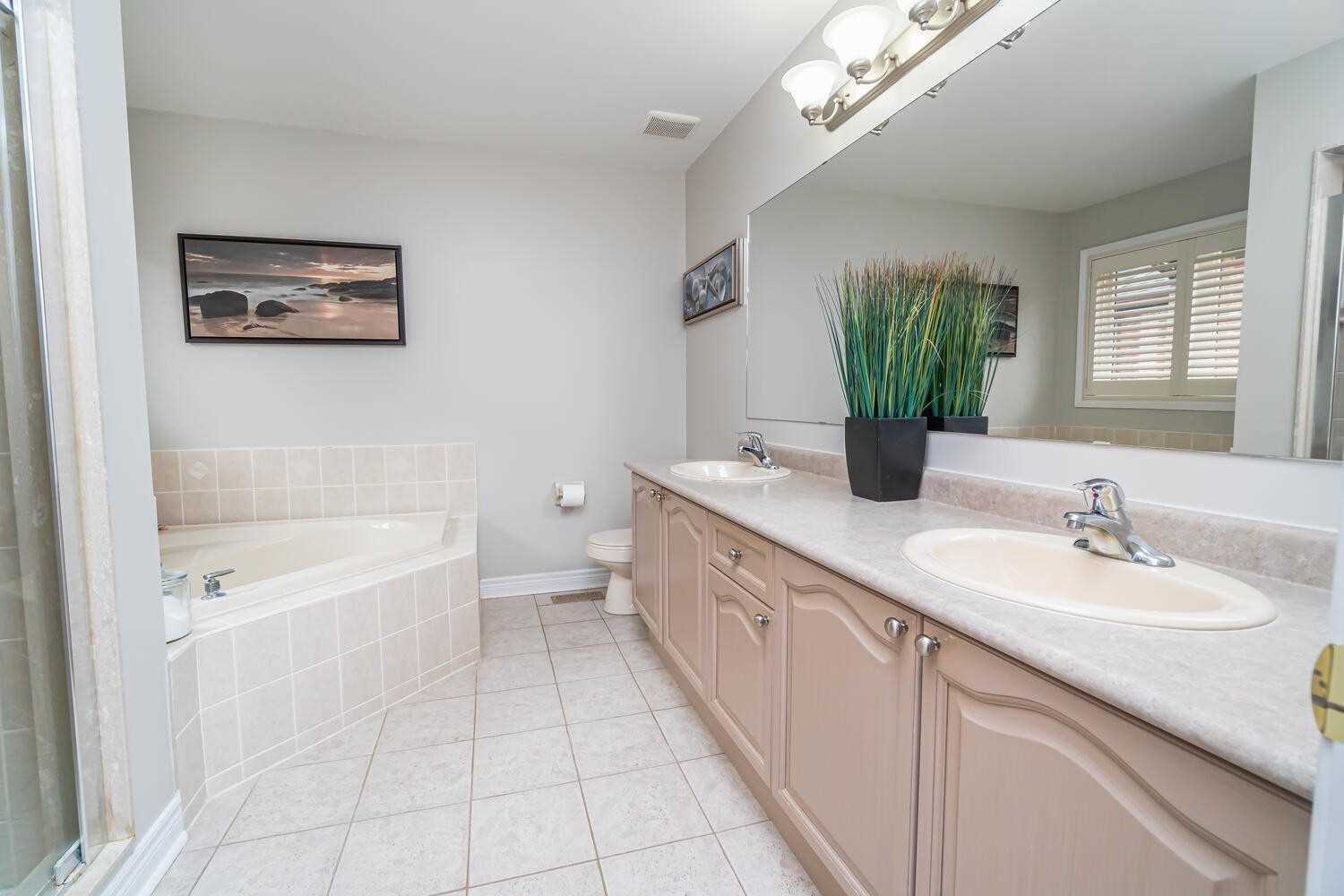 Listing W5721943 - Large Photo # 23