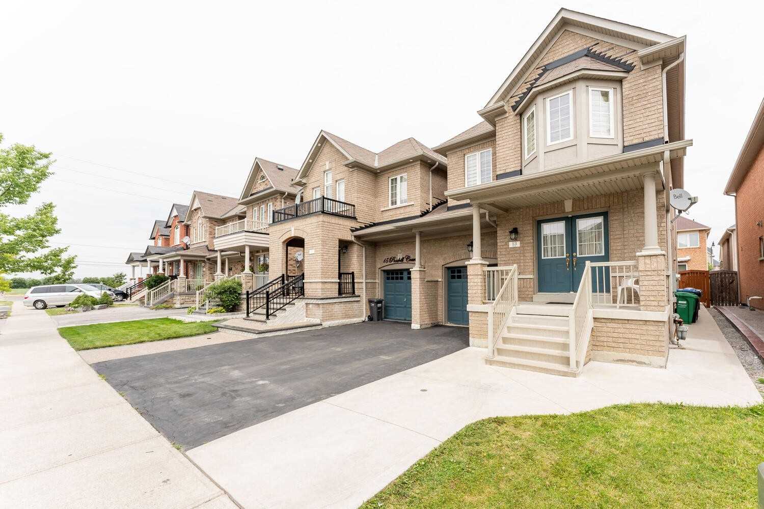 13 Peachill Crt