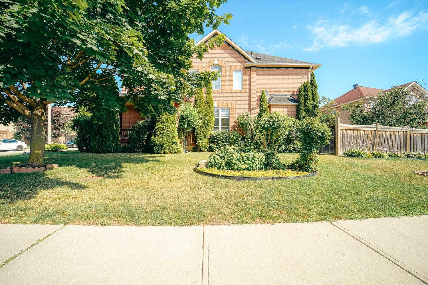 Listing W5722356 - Large Photo # 2
