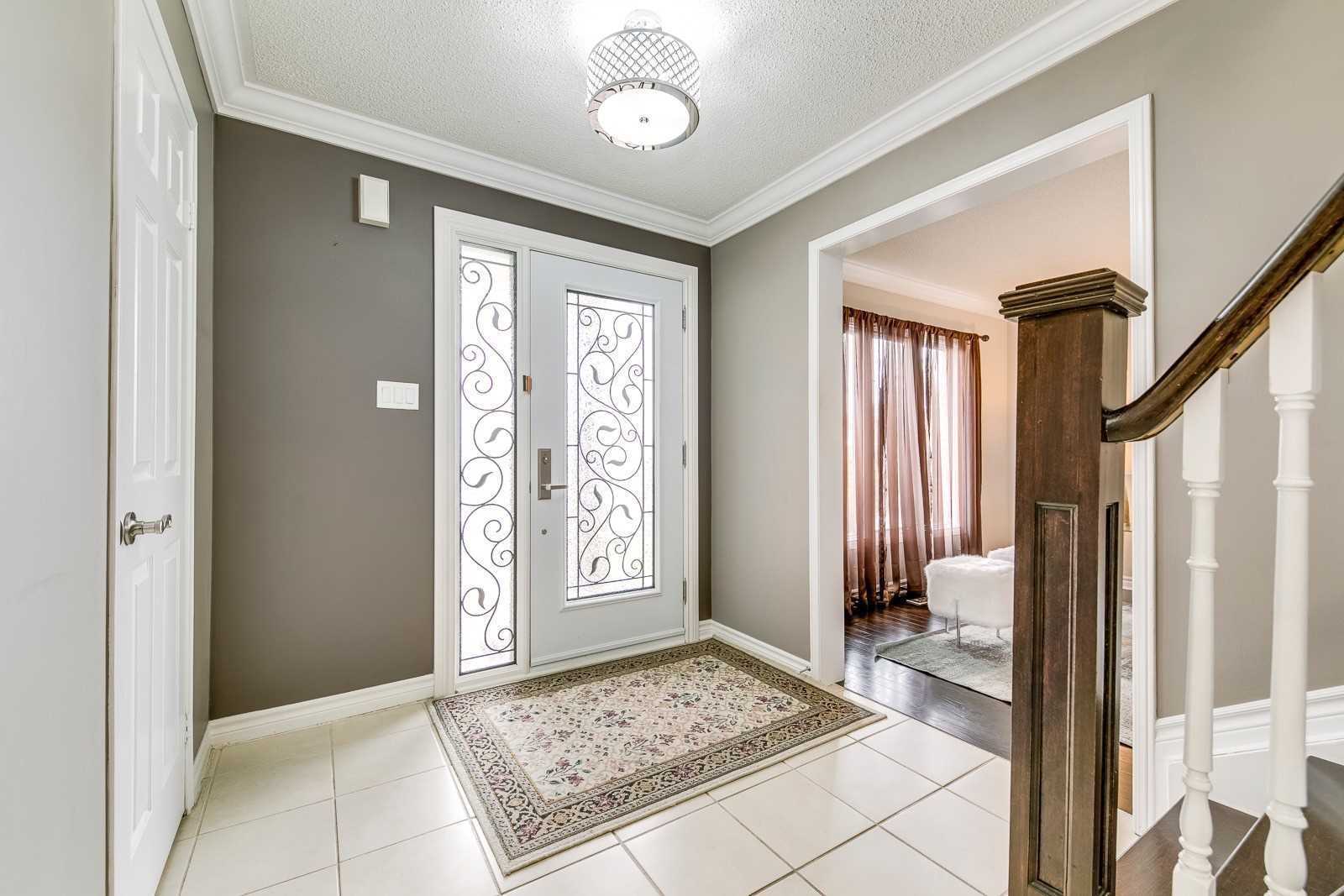 2759 Guilford Cres