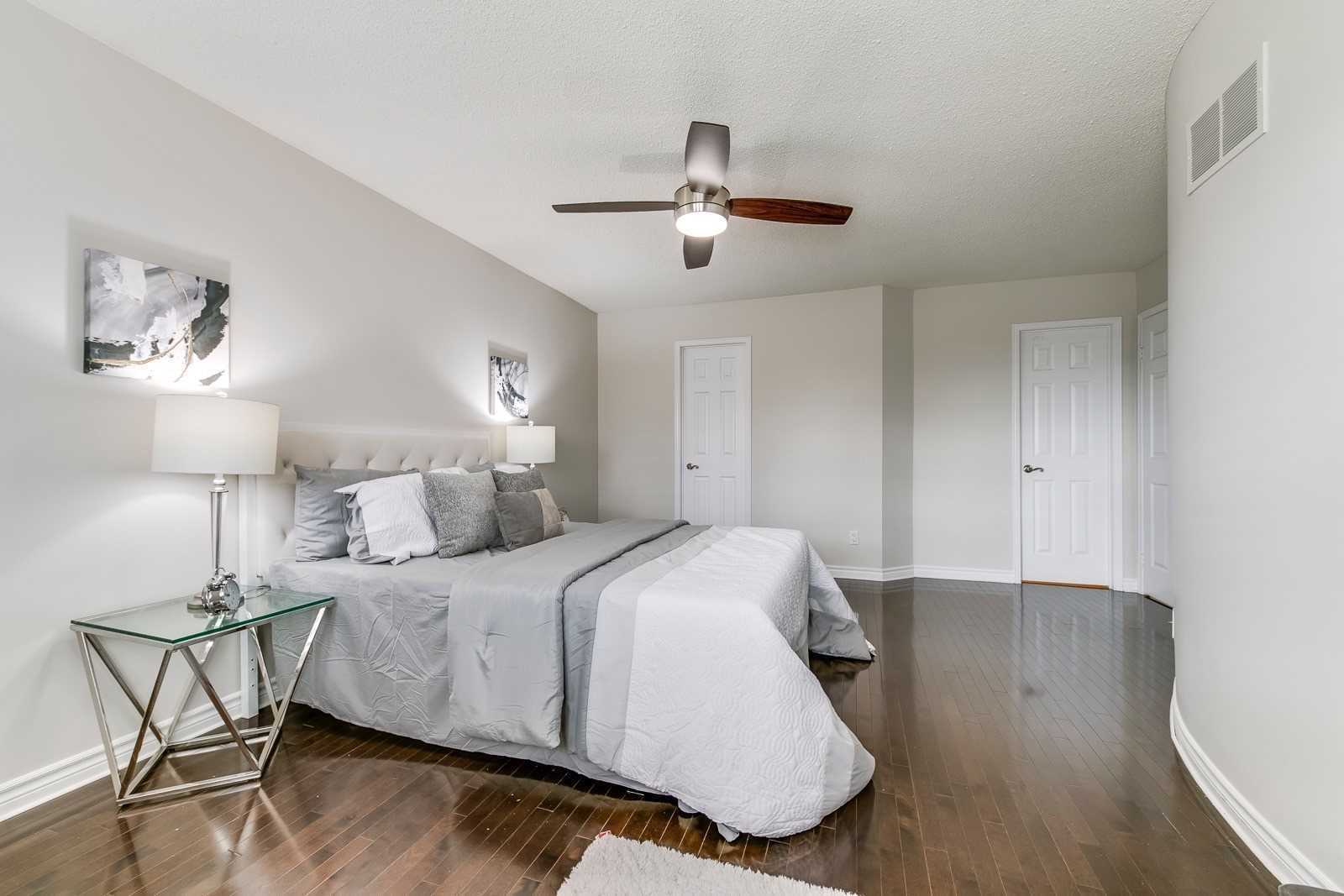 2759 Guilford Cres