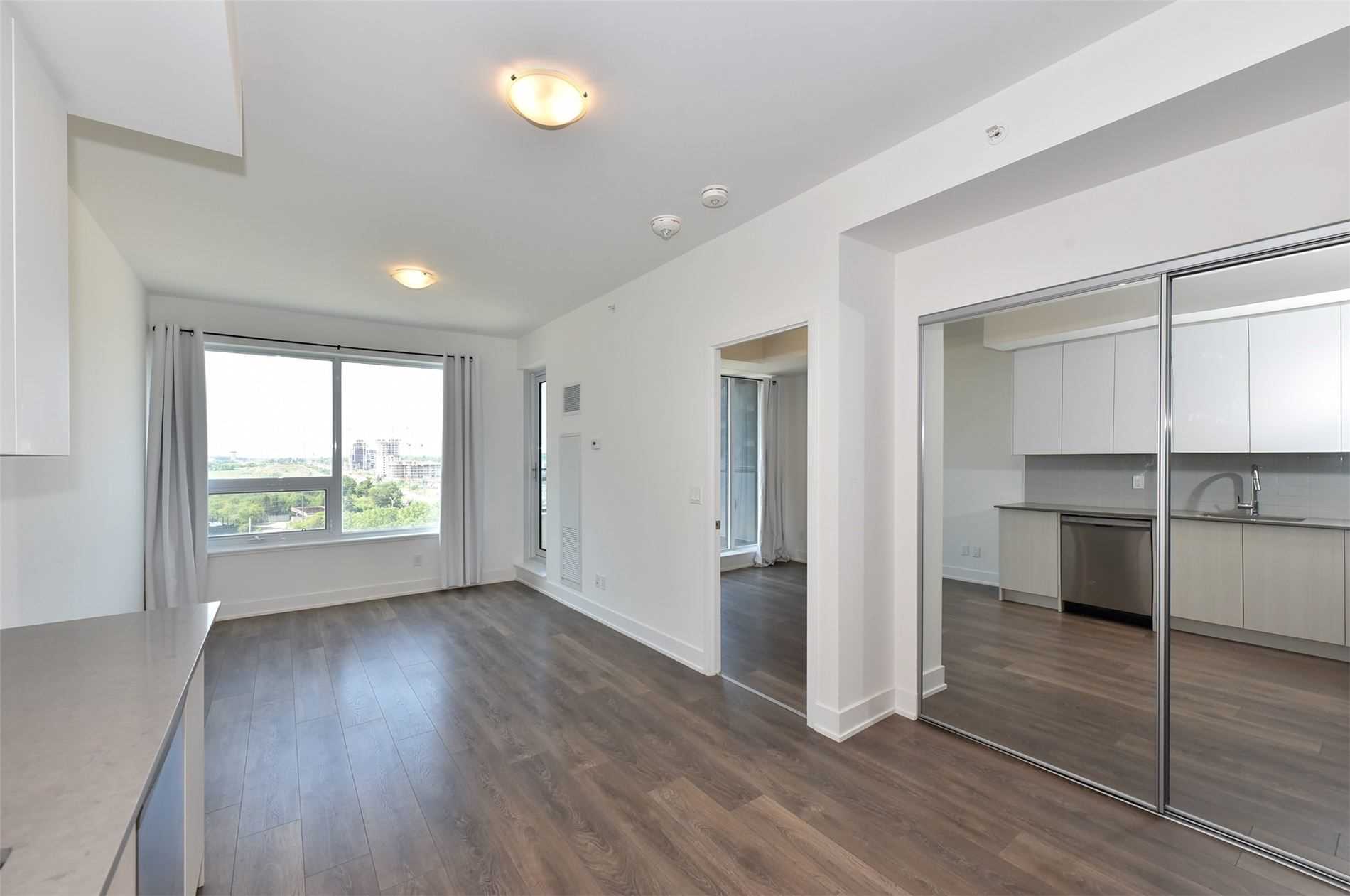 297 Oak Walk Dr, #706