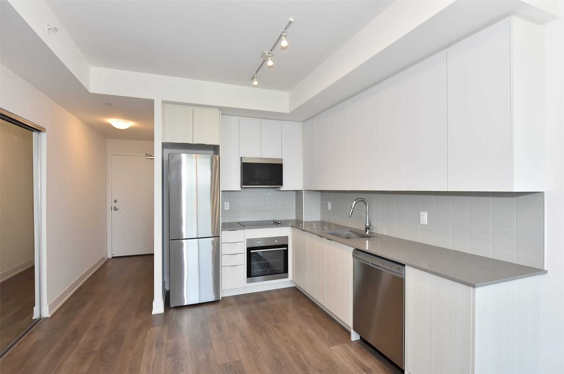 297 Oak Walk Dr, #706