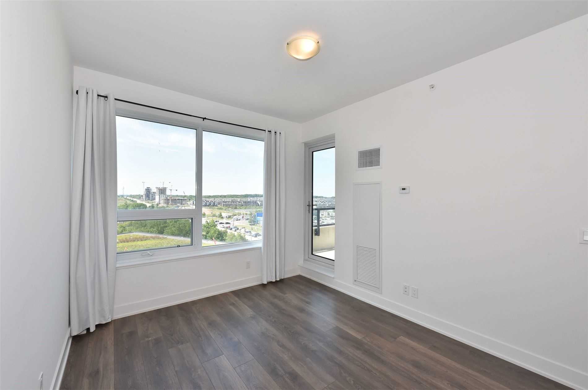 297 Oak Walk Dr, #706