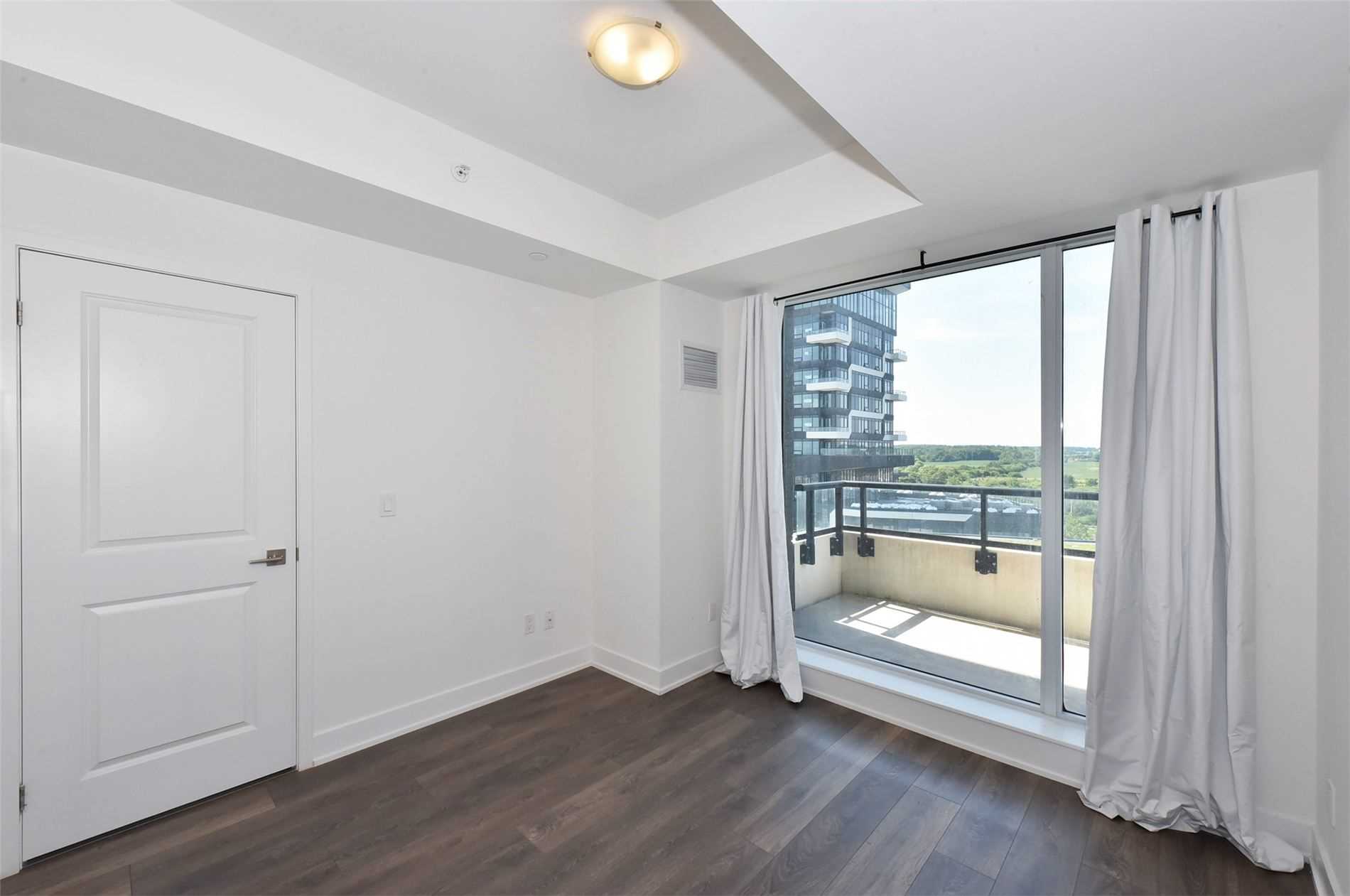 297 Oak Walk Dr, #706