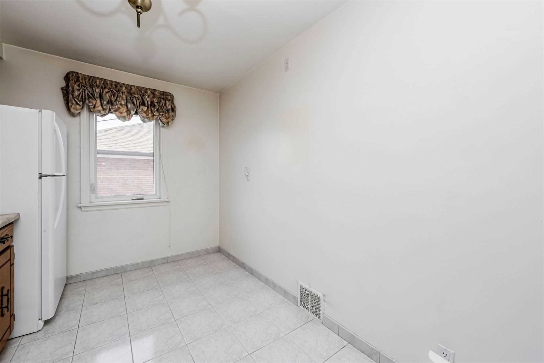 1 Dorsey Dr