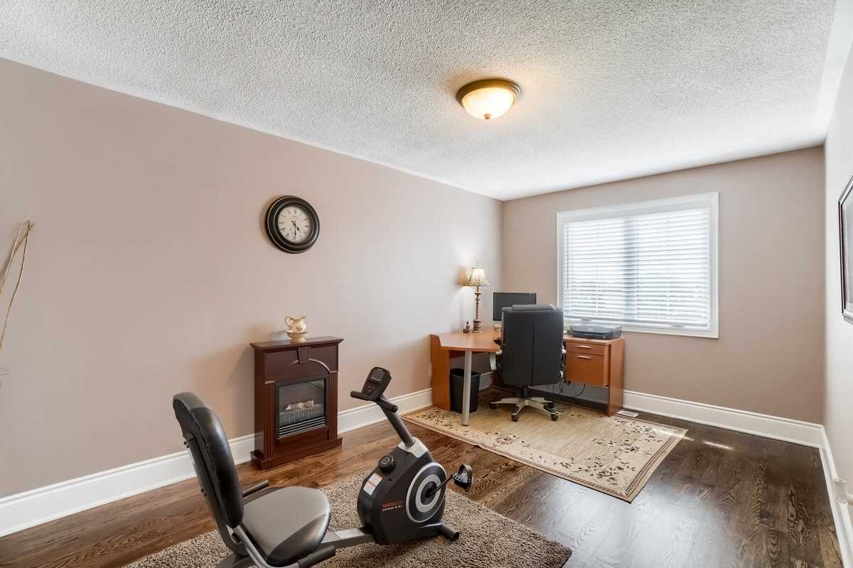Listing W5727091 - Large Photo # 27