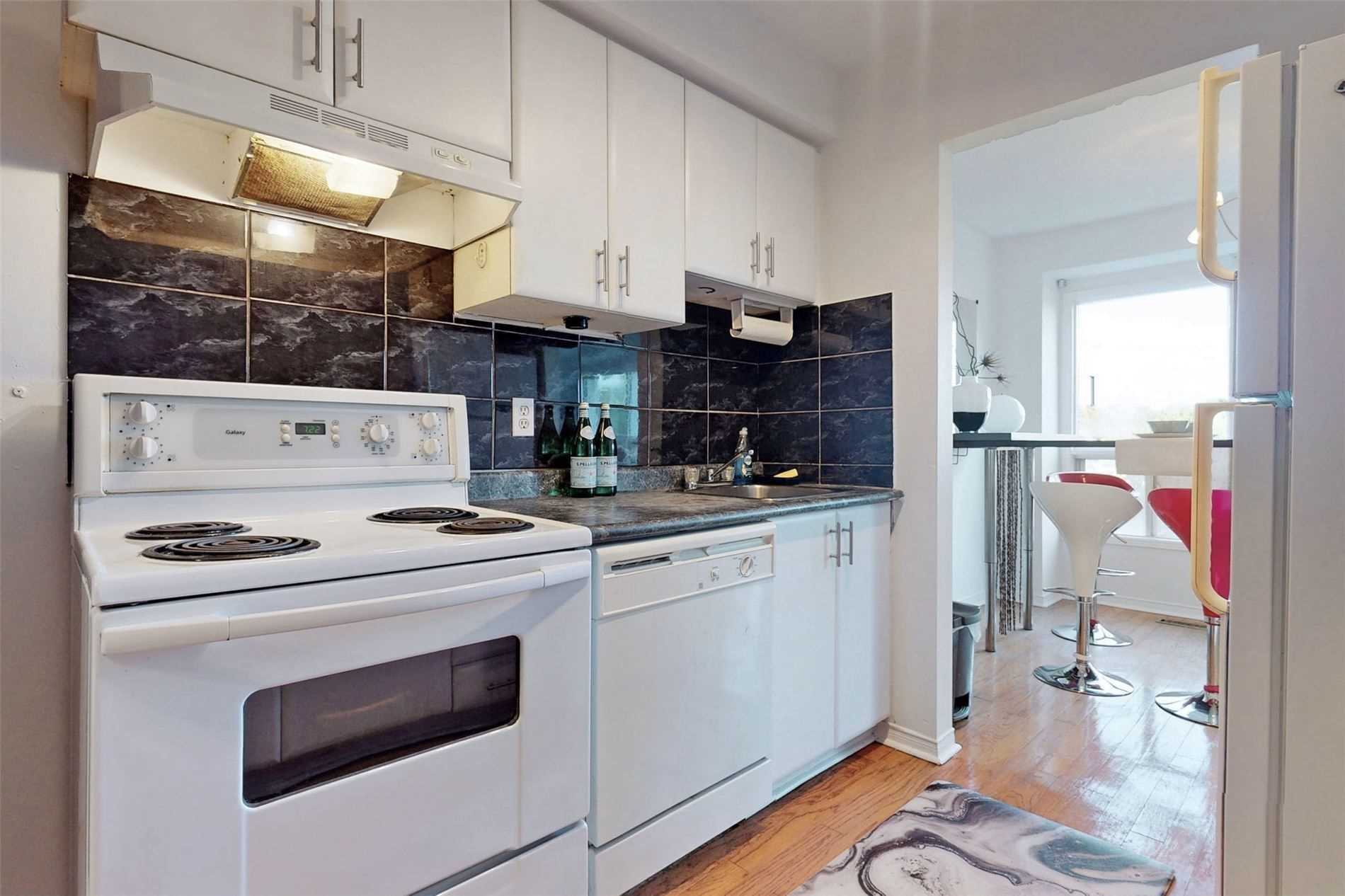 1176 Kelsey Crt, #20
