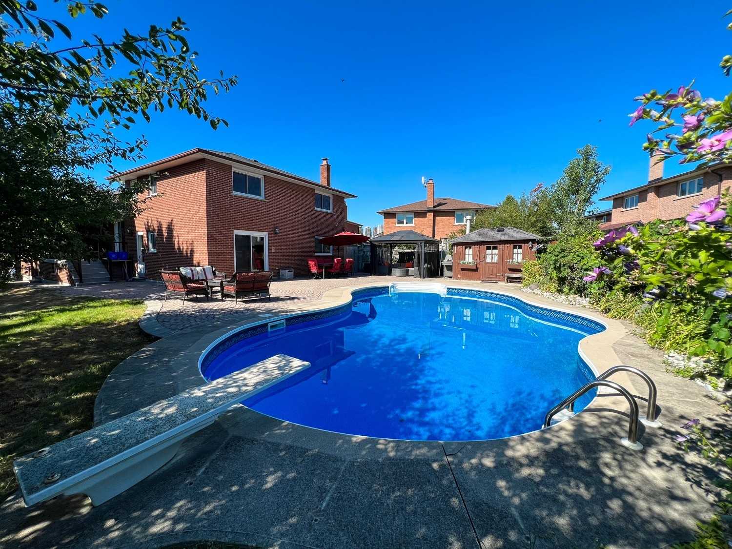 358 Janene Crt