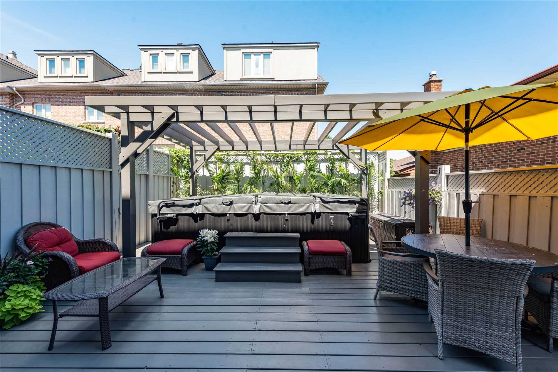 10 Gala Lane