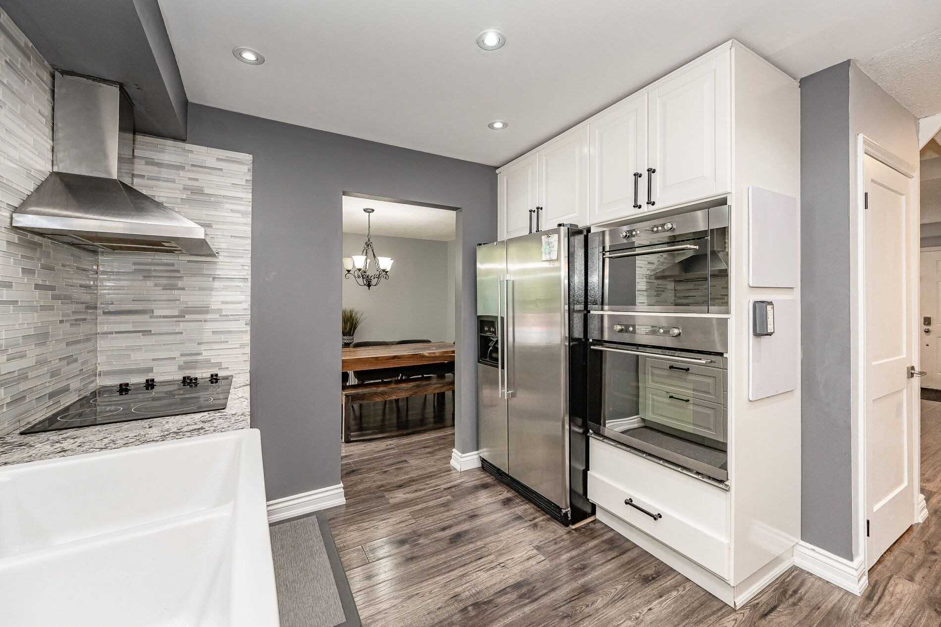 404 Bronte Rd