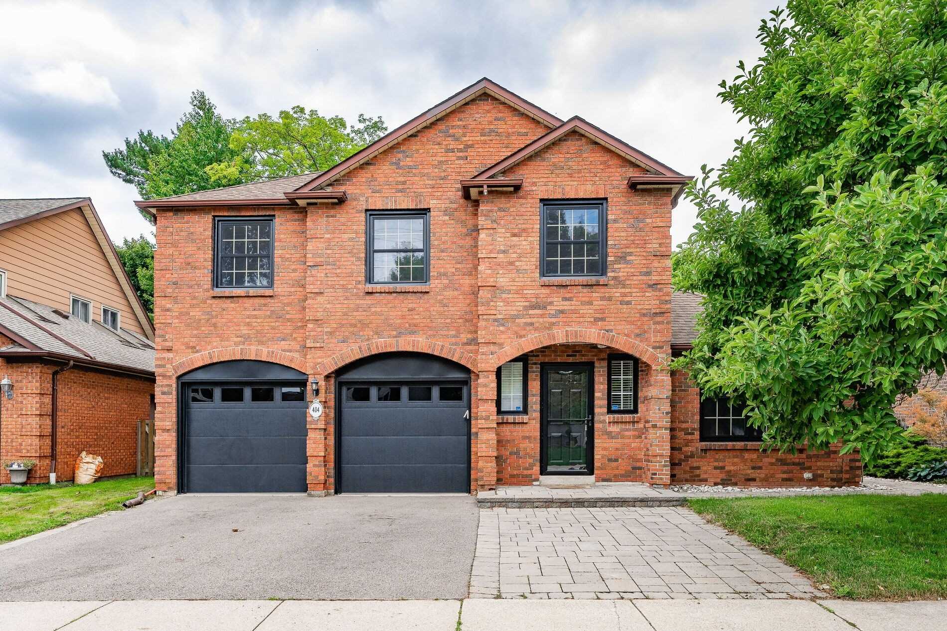 404 Bronte Rd