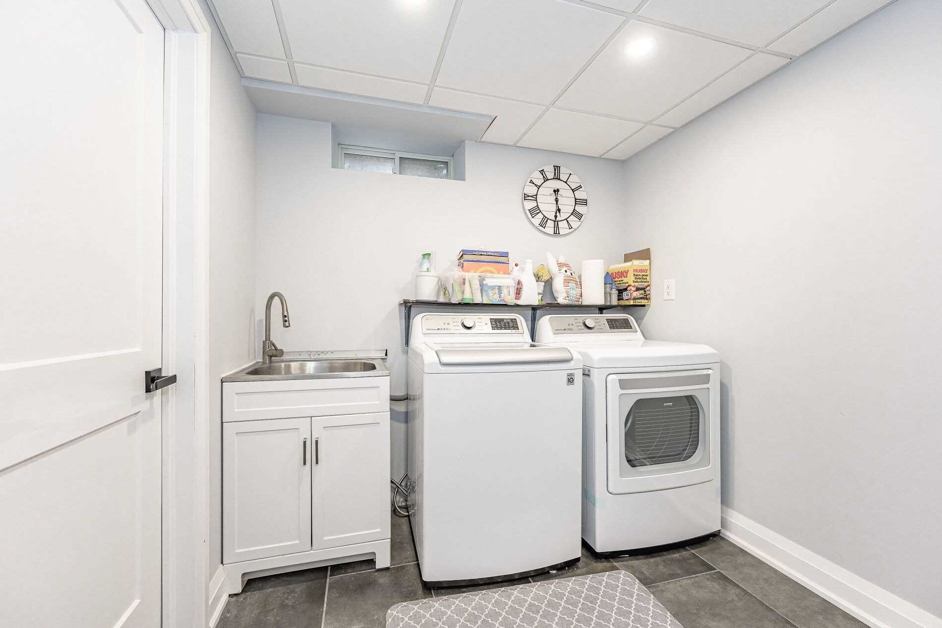 404 Bronte Rd