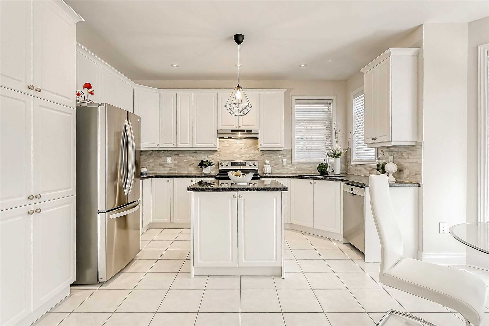 Listing W5729350 - Large Photo # 11