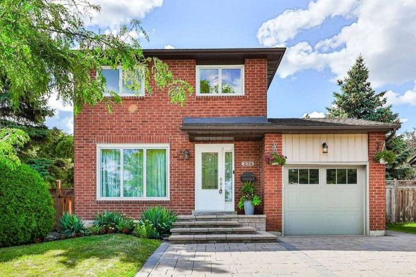 234 Chalmers St, Oakville