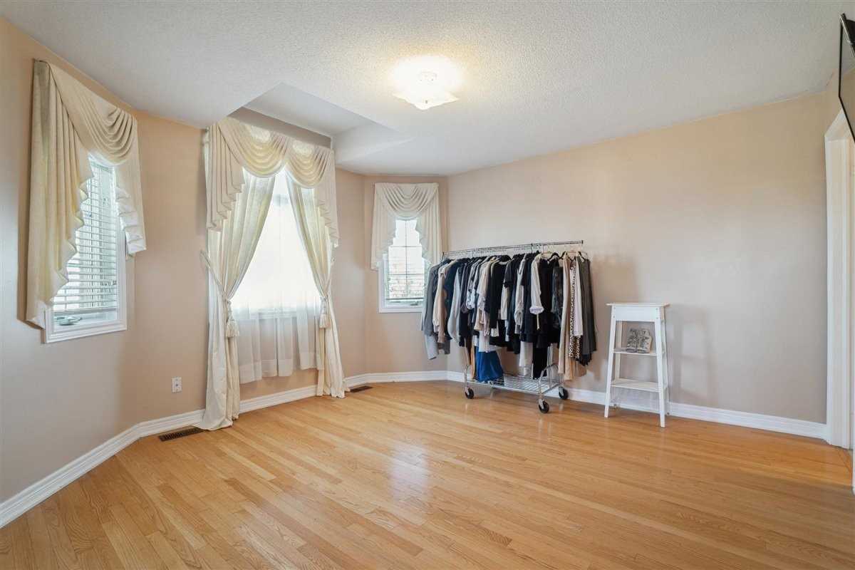 130 Thorndale Rd