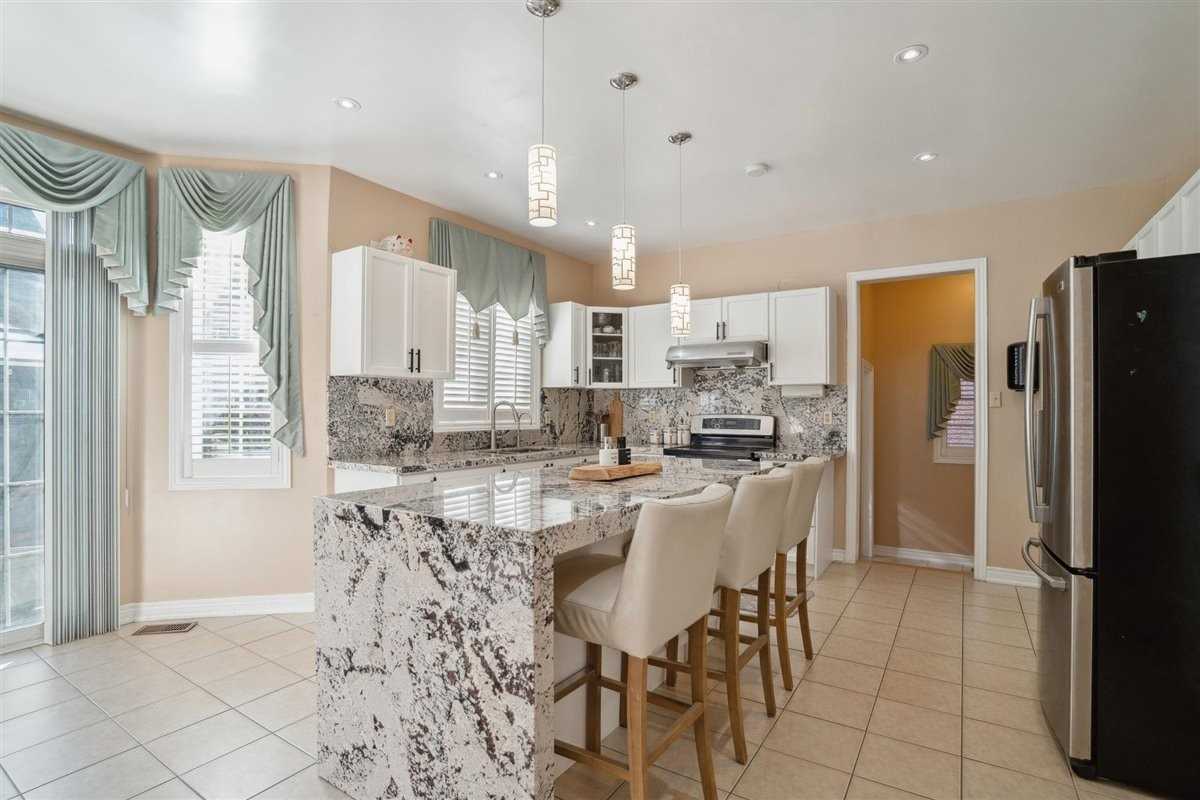 130 Thorndale Rd