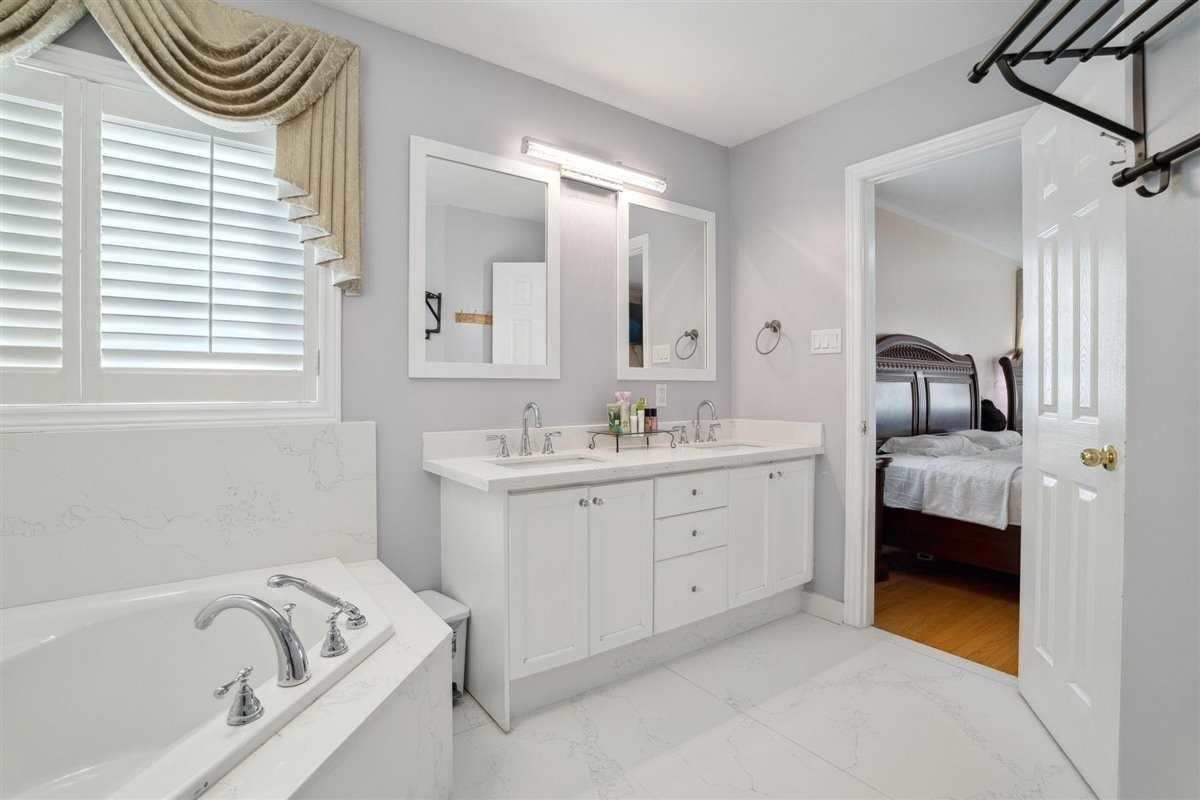130 Thorndale Rd