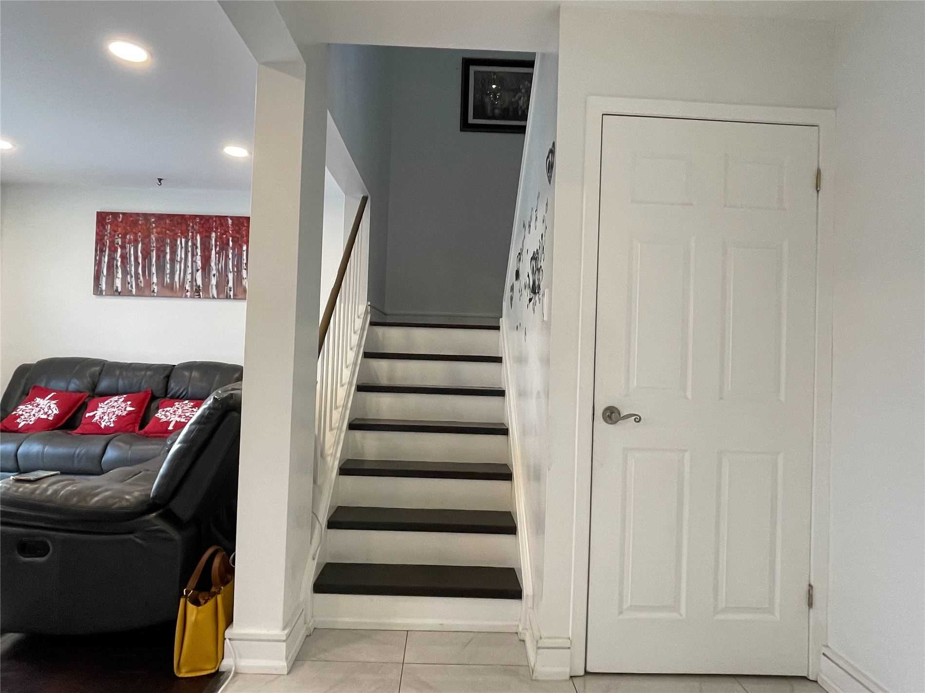 48 Jacobs Sq