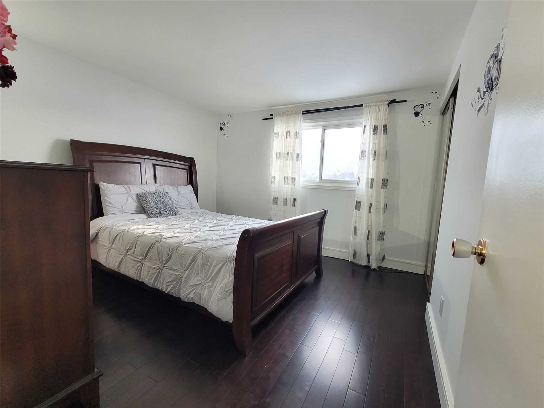 48 Jacobs Sq