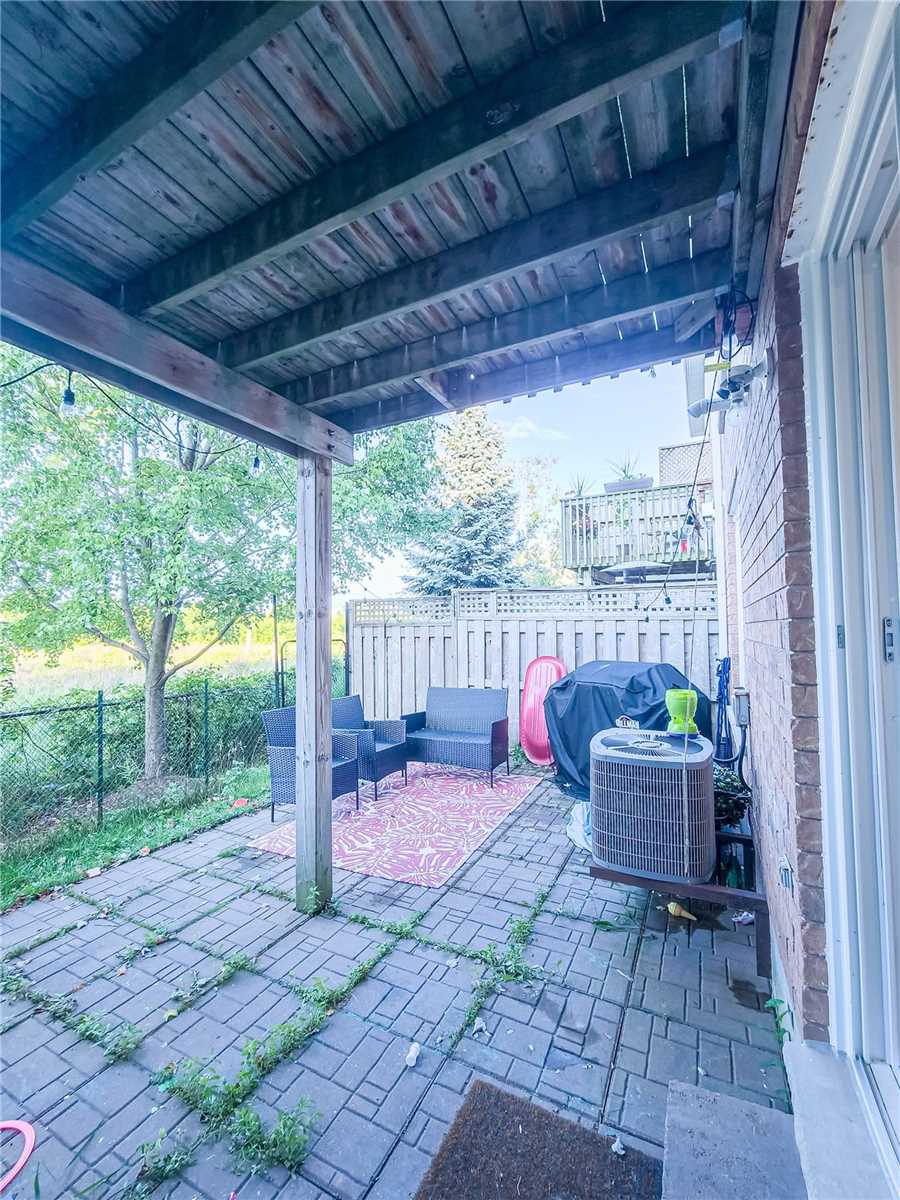 2229 Walkers Line, #28