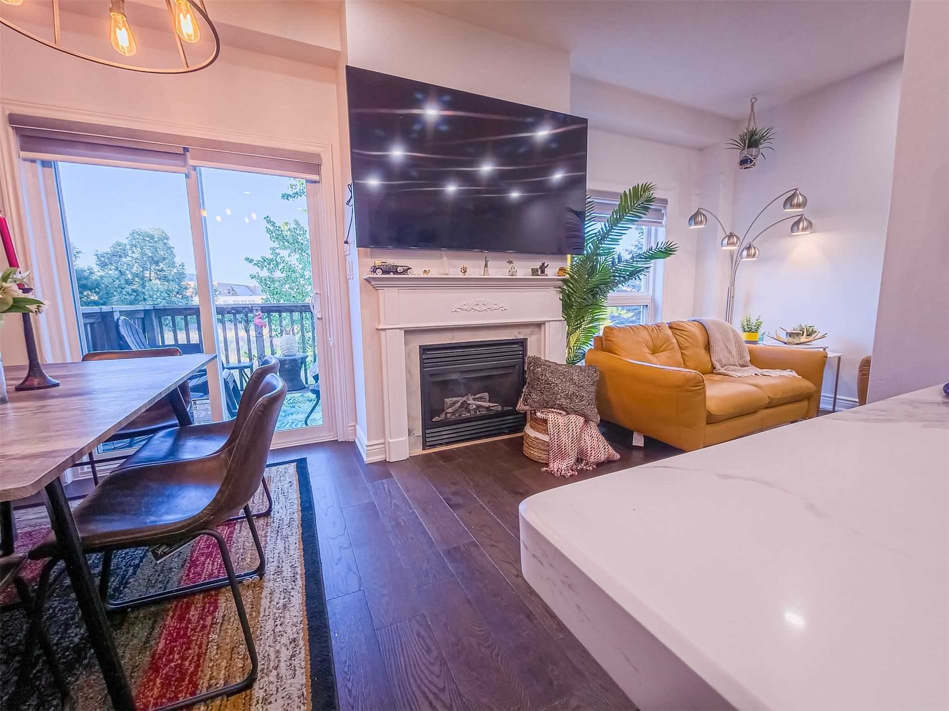 2229 Walkers Line, #28