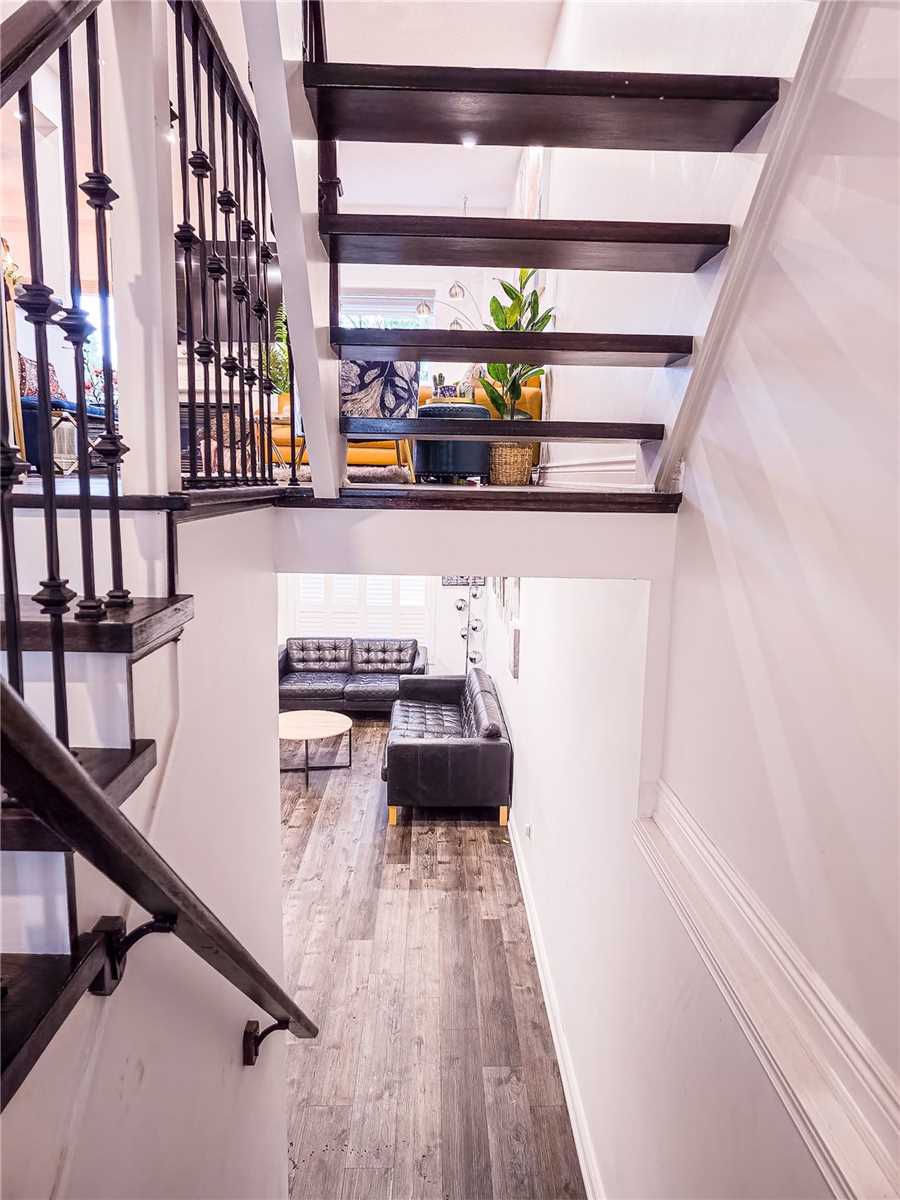 2229 Walkers Line, #28
