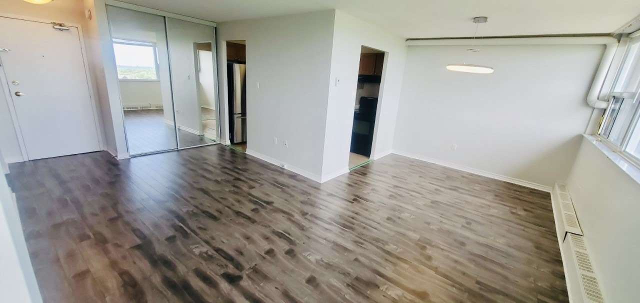3501 Glen Erin Dr, #1101