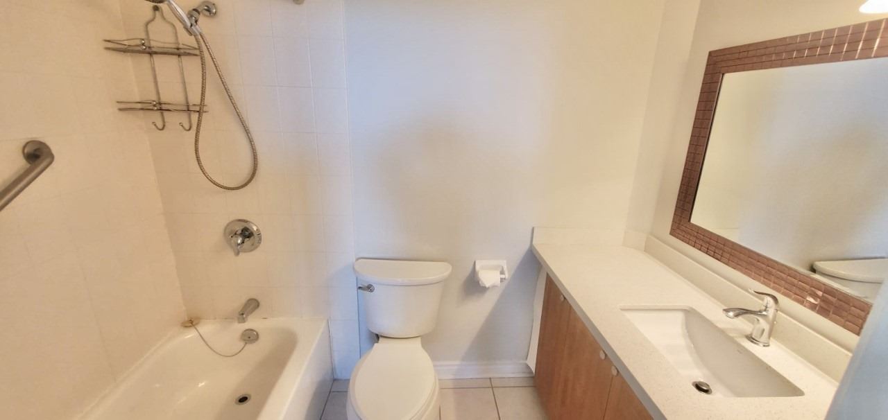3501 Glen Erin Dr, #1101