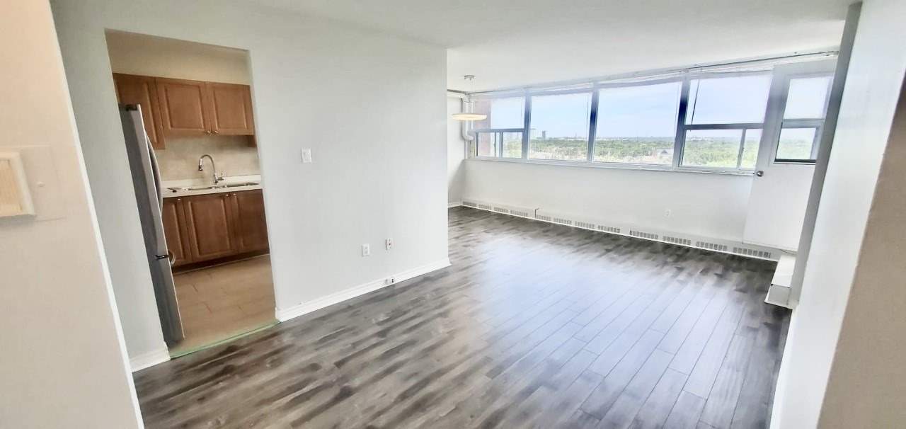 3501 Glen Erin Dr, #1101