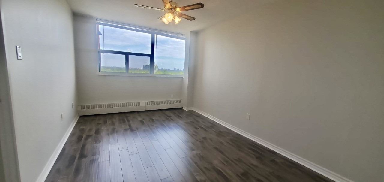 3501 Glen Erin Dr, #1101