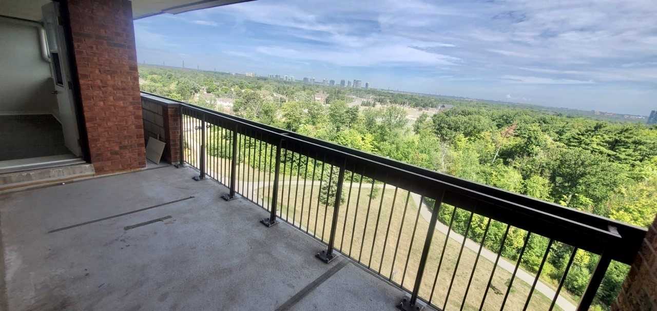3501 Glen Erin Dr, #1101